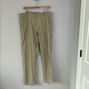 Lululemon Commission Pant Classic Warpstreme 34 inch Mens Chino Sz 34 x 34